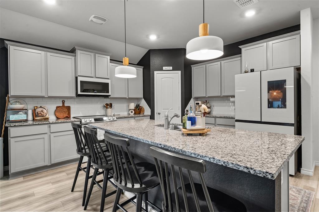 10900 Peperak Court Waco, TX 76708 - Photo 4 of 21