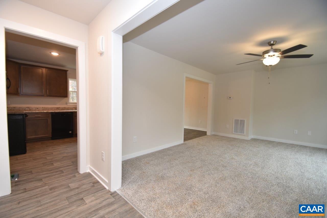 144 Riva Way Palmyra, VA 22963 - Photo 4 of 22 Gallery Image 4