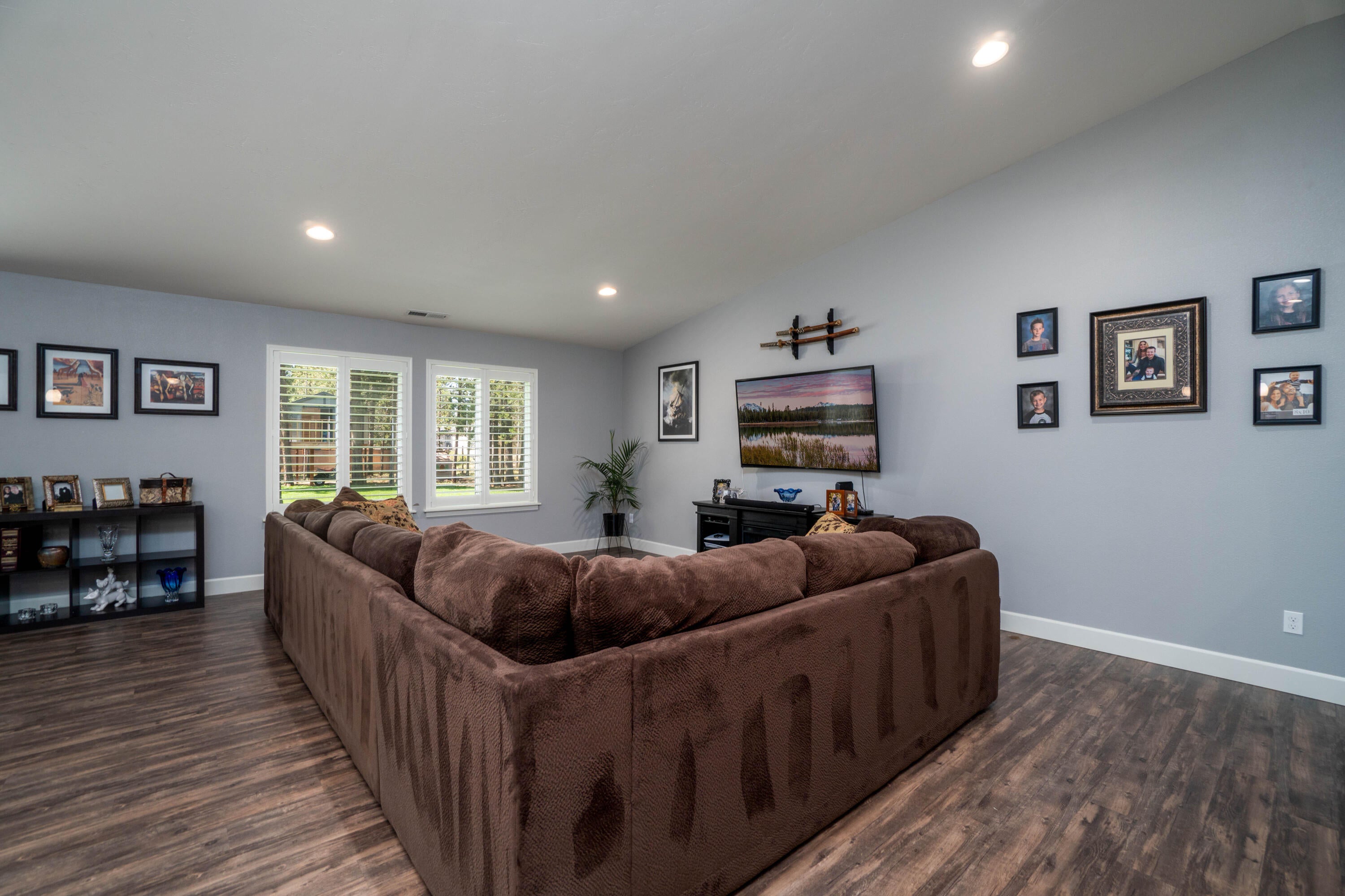 56067 Marsh Hawk Road Bend, OR 97707 - Photo 10 of 31 RileyVisuals-11