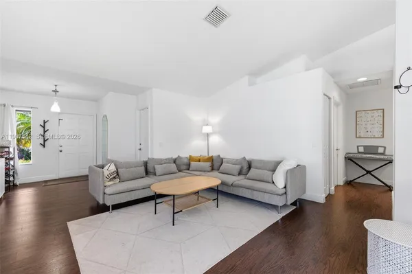 $4,200 | 1453 Majesty Terrace, Weston, FL 33327