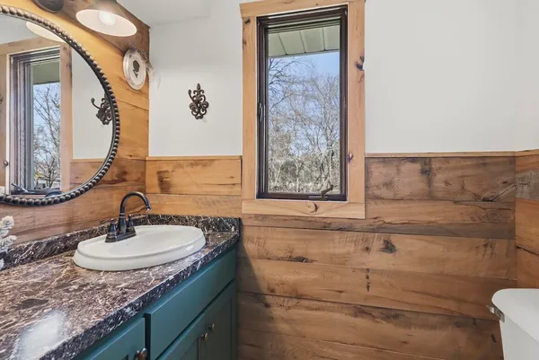 $525,000 | N59W39568 Laketon Avenue, Oconomowoc, WI 53066