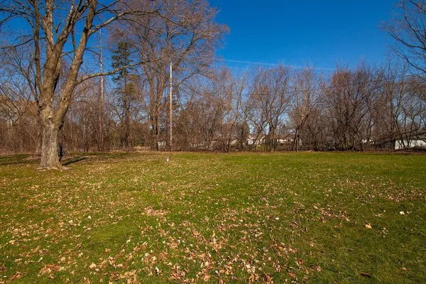 $525,000 | N59W39568 Laketon Avenue, Oconomowoc, WI 53066
