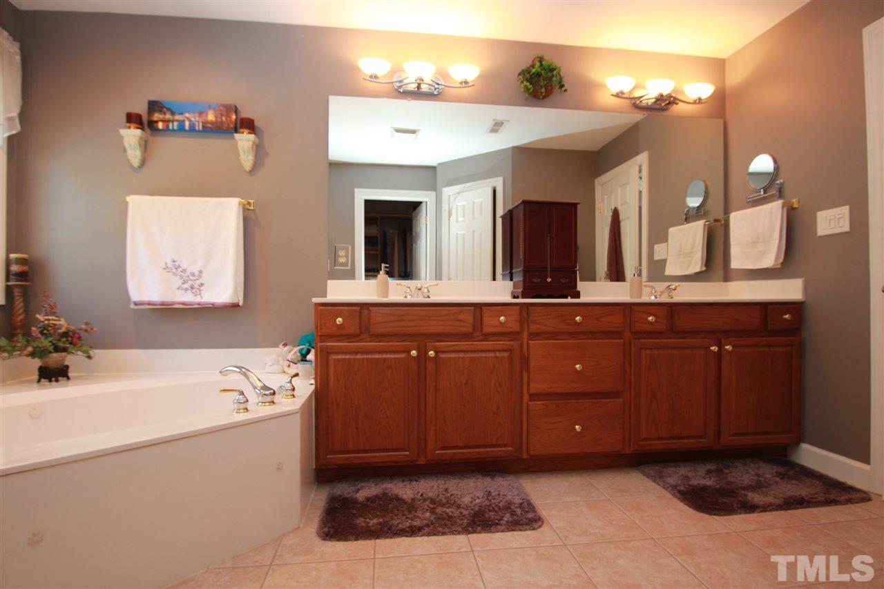 12408 Draco Road Raleigh, NC 27614 - Photo 15 of 25 Gallery Image 15