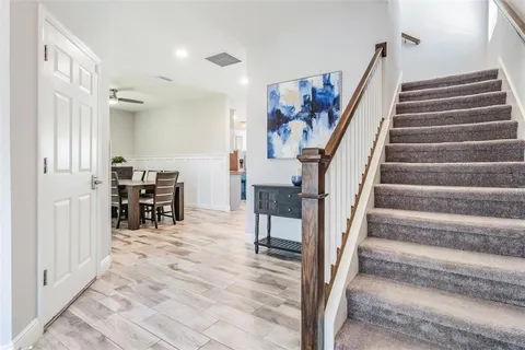 a view of entryway and hall