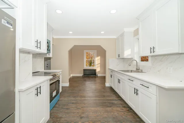 $679,999 | 123 4th Avenue, Huntington, NY 11746