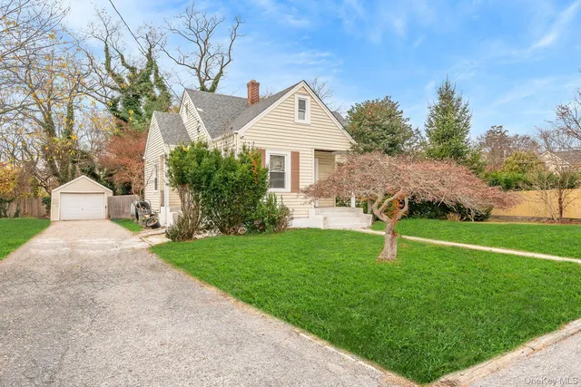 $679,999 | 123 4th Avenue, Huntington, NY 11746