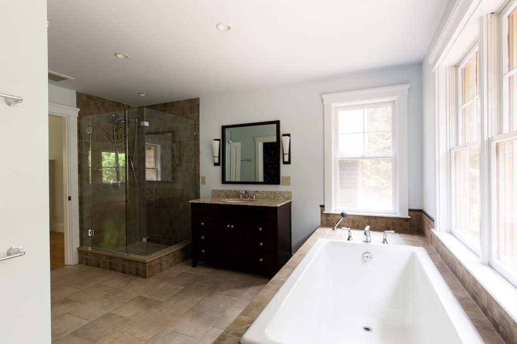 2 Spingler Way Hamilton, MA 01982 - Photo 17 of 37