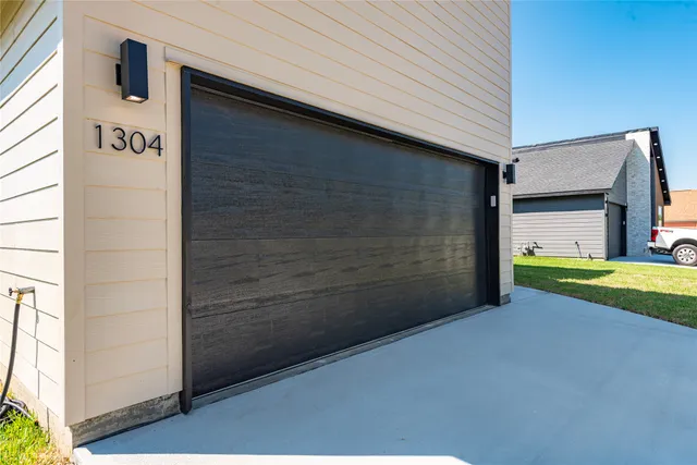 a view of an entrance of the building