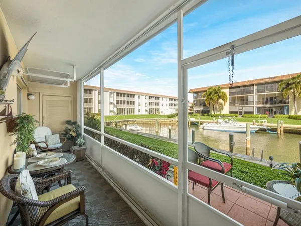 $1,700 | 131 Doolen Court, Unit 104, North Palm Beach, FL 33408