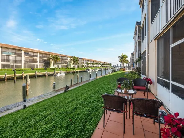 $1,700 | 131 Doolen Court, Unit 104, North Palm Beach, FL 33408