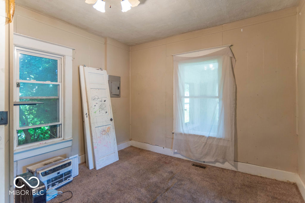 1230 Blue Bluff Road Martinsville, IN 46151 - Photo 7 of 21