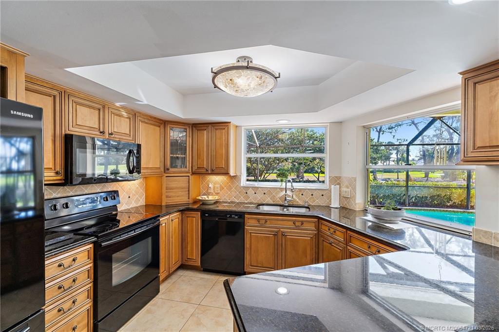3011 Southeast Fairway West Stuart, FL 34997 - Photo 18 of 49
