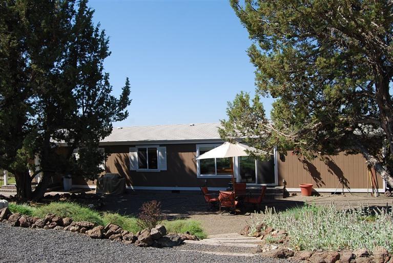 8361 Southwest Tower Road Terrebonne, OR 97760 - Photo 1 of 25 Primary Photo
