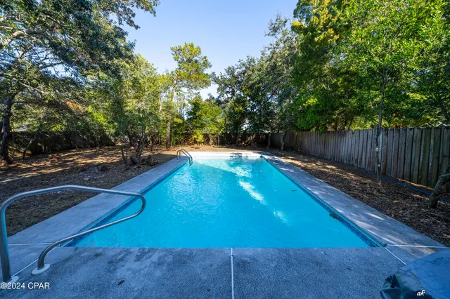 $2,500 | 408 Anemone Street, Panama City Beach, FL 32413