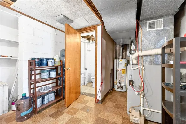 $230,000 | 1610 Hill Street, White Oak, PA 15131
