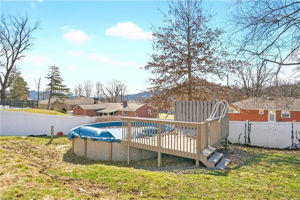 $230,000 | 1610 Hill Street, White Oak, PA 15131