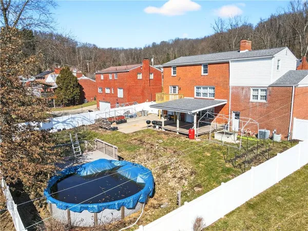 $230,000 | 1610 Hill Street, White Oak, PA 15131