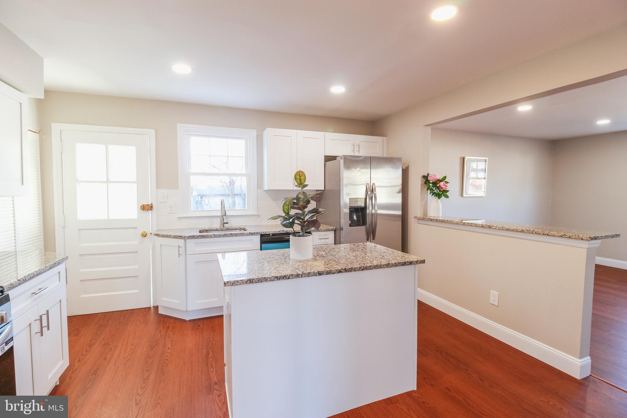 35 Farnsworth Avenue Maple Shade, NJ 08052 - Photo 11 of 29