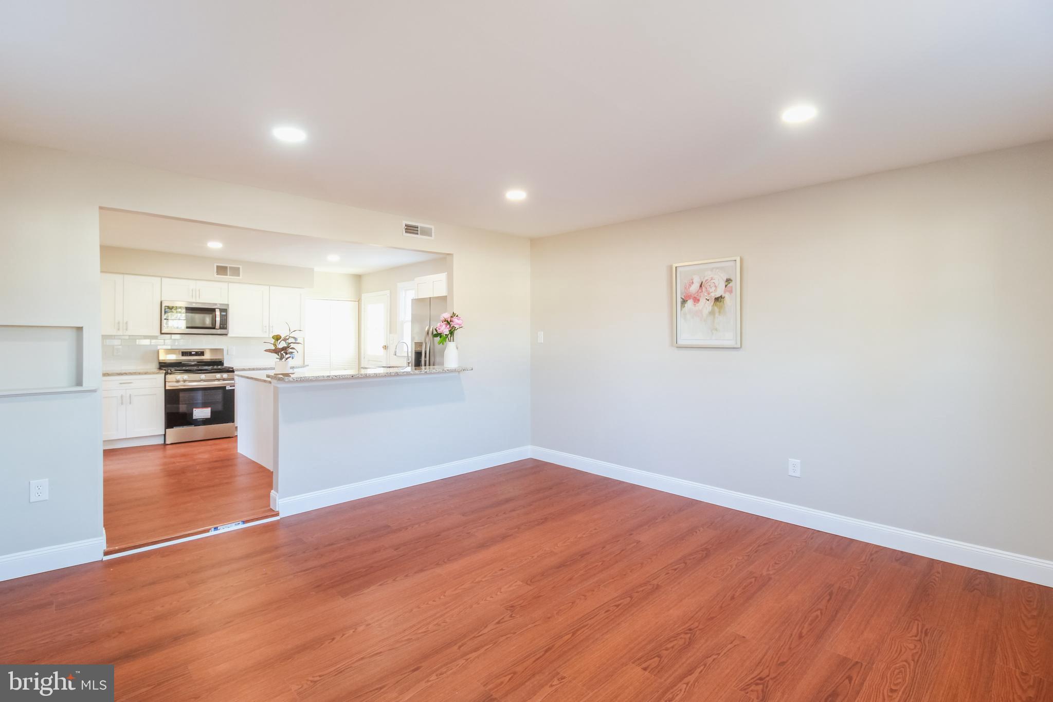 35 Farnsworth Avenue Maple Shade, NJ 08052 - Photo 12 of 29