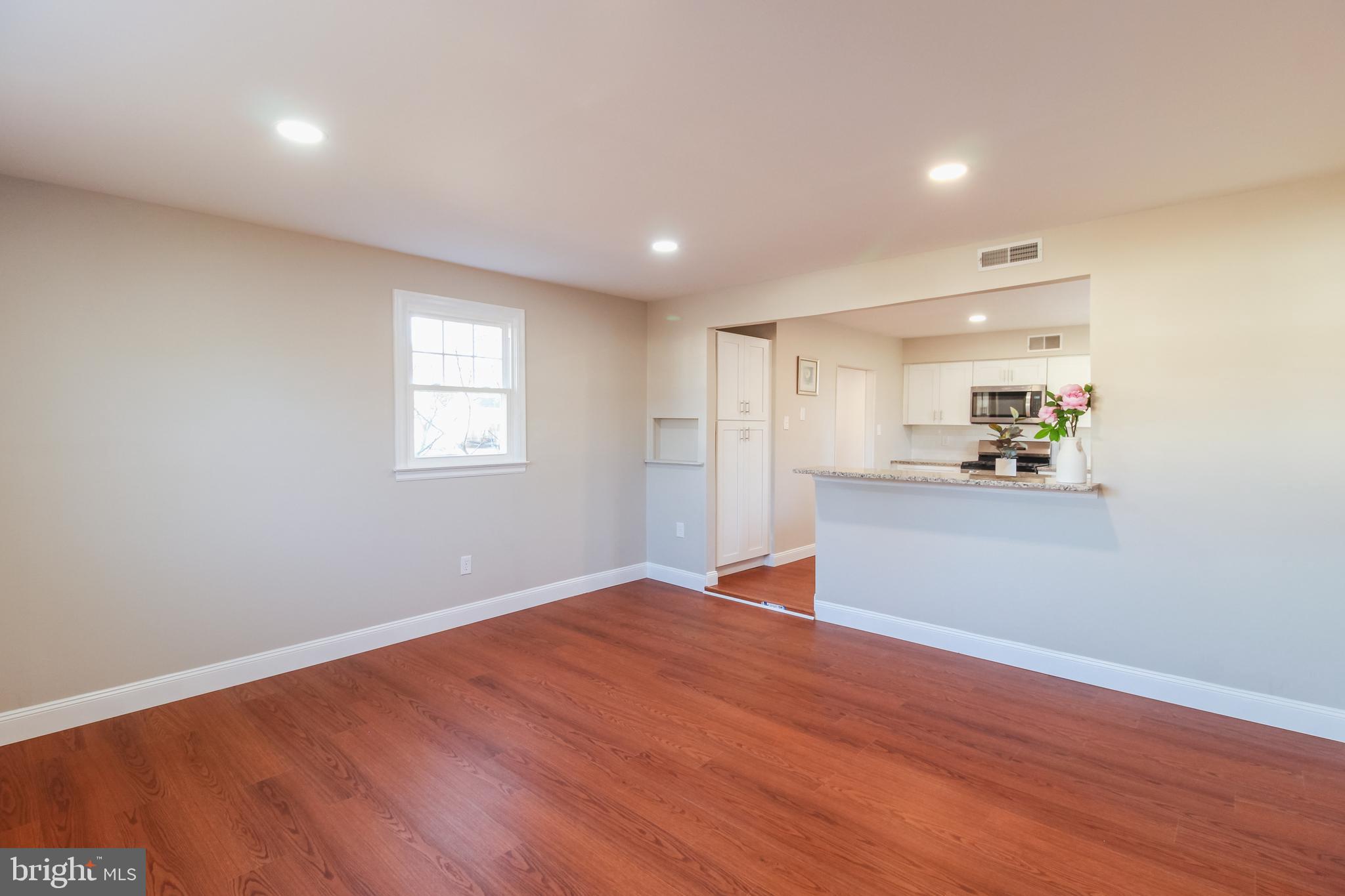 35 Farnsworth Avenue Maple Shade, NJ 08052 - Photo 13 of 29