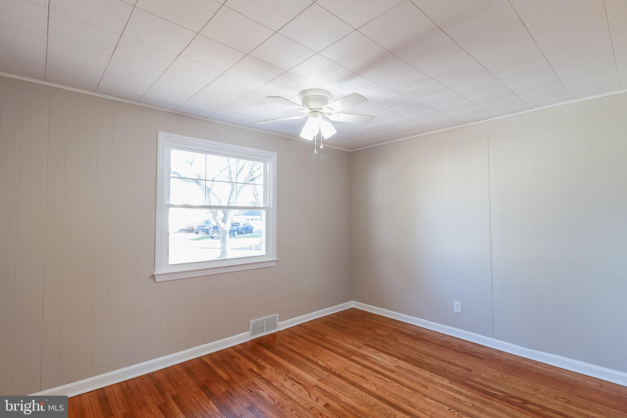 35 Farnsworth Avenue Maple Shade, NJ 08052 - Photo 17 of 29