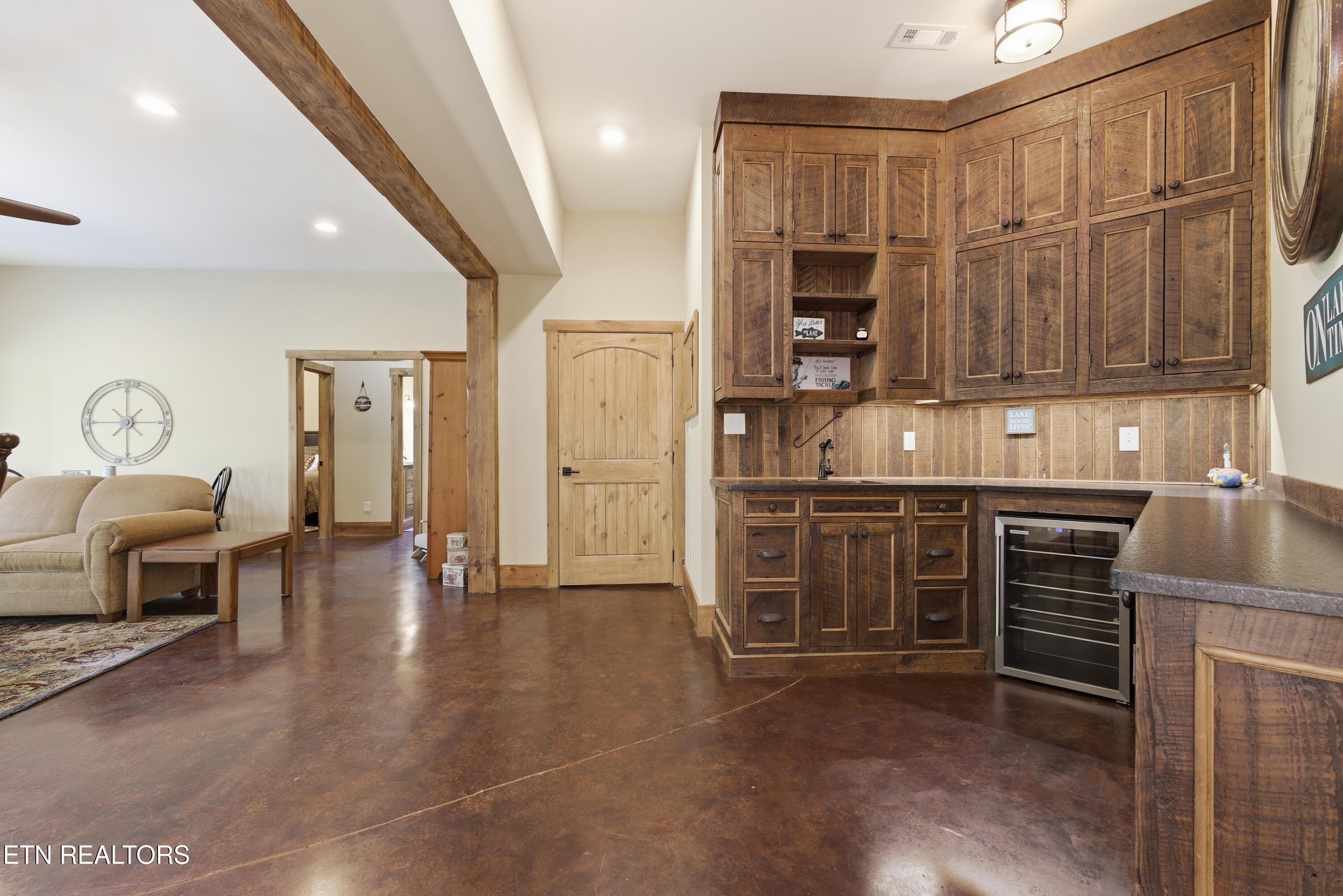 476 Waterfront Way Ten Mile, TN 37880 - Photo 33 of 50 Lower Kitchenette