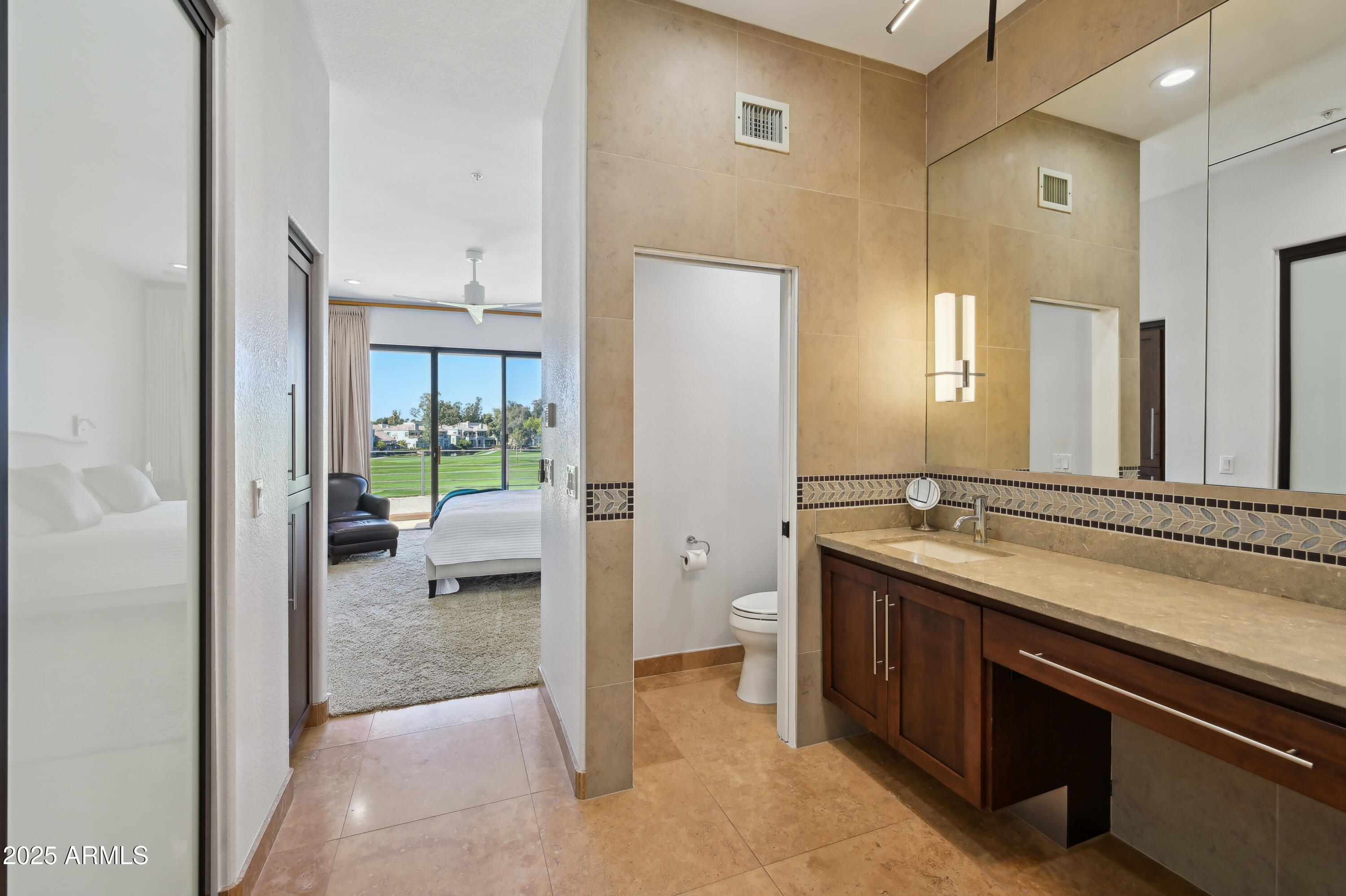 7222 East Gainey Ranch Road, Unit 142 Scottsdale, AZ 85258 - Photo 27 of 45 Primary bathroom