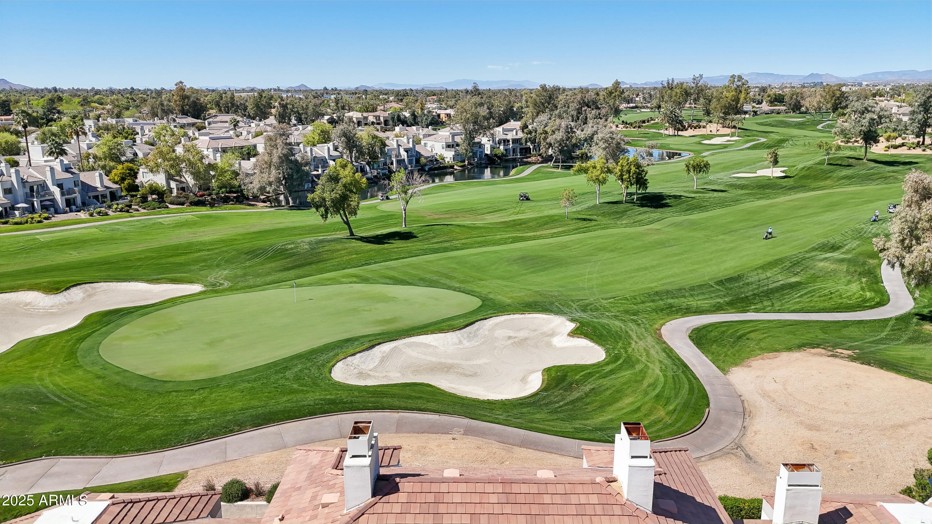 7222 East Gainey Ranch Road, Unit 142 Scottsdale, AZ 85258 - Photo 37 of 45 Lakes Course Hole 2