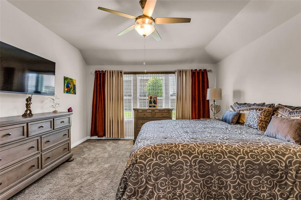 621 Hazeltine Road Red Oak, TX 75154 - Photo 14 of 33