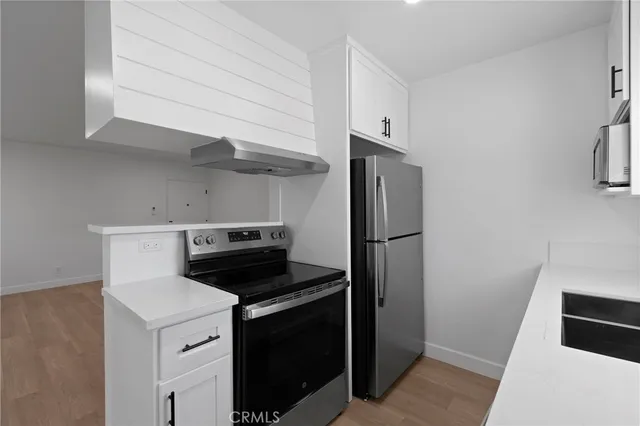 $2,750 | 748 Newport Avenue, Unit 4, Long Beach, CA 90804