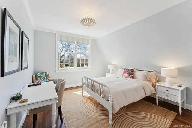 $70,000 | 109 Quogue Street, Quogue, NY 11959