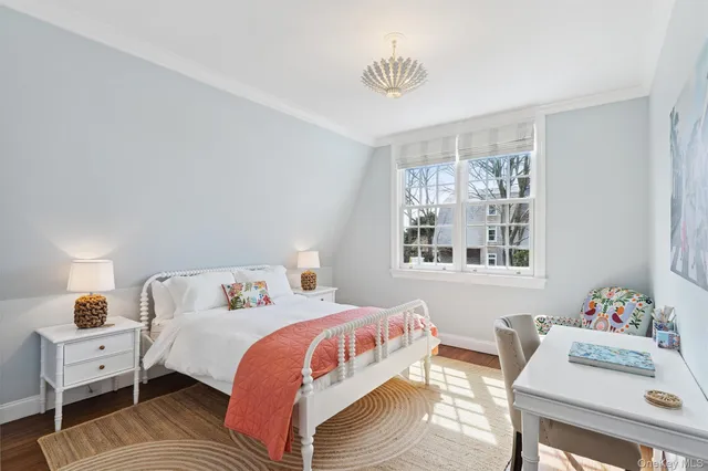 $70,000 | 109 Quogue Street, Quogue, NY 11959