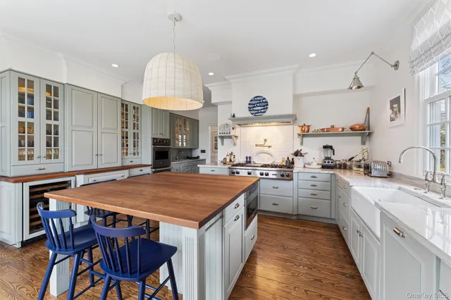 $70,000 | 109 Quogue Street, Quogue, NY 11959