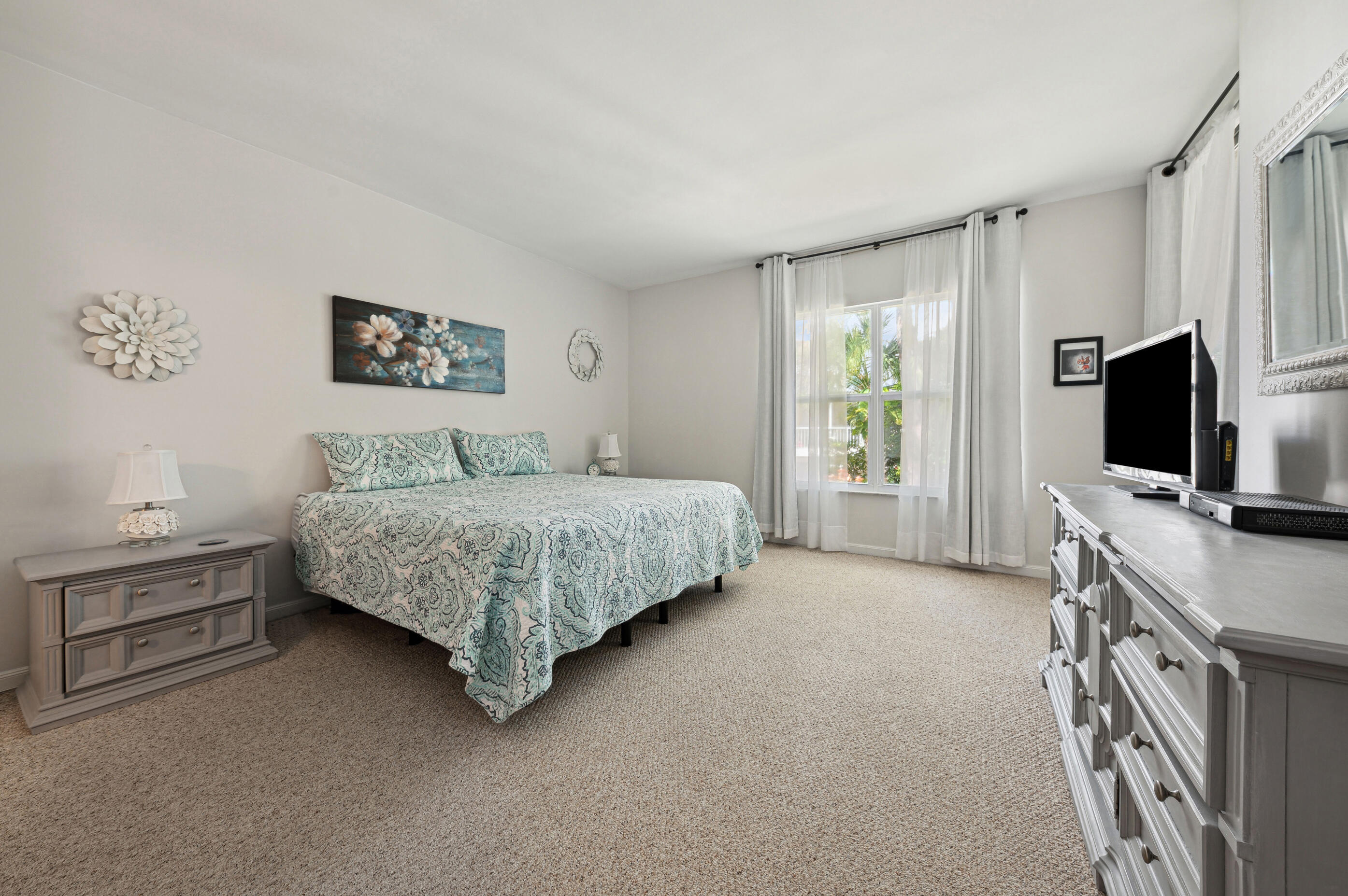 1201 Sugar Sands Boulevard, Unit 8 Riviera Beach, FL 33404 - Photo 8 of 9 bedroom