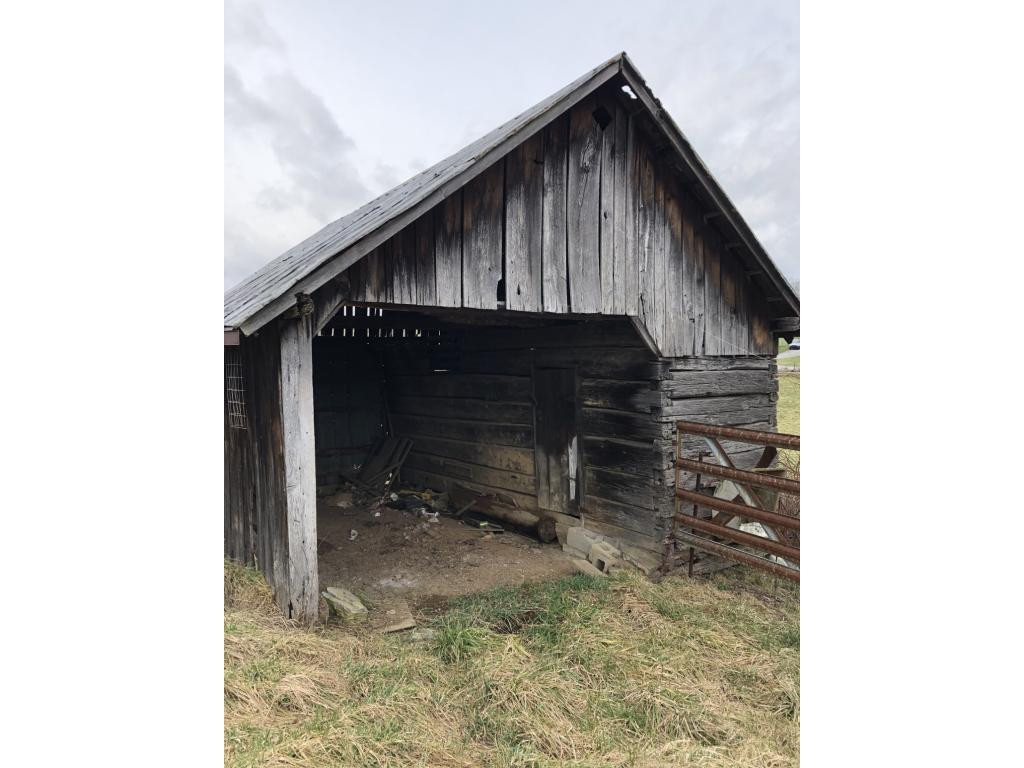 379 Hunt Road Fall Branch, TN 37656 - Photo 29 of 34 Photo 30