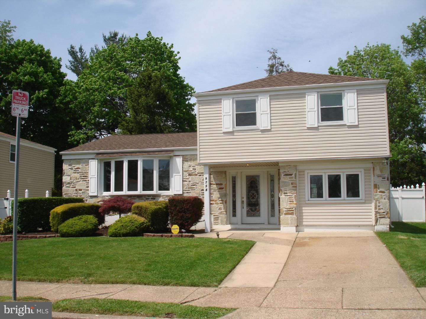 9734 Susan Road Philadelphia, PA 19115 - Photo 1 of 21