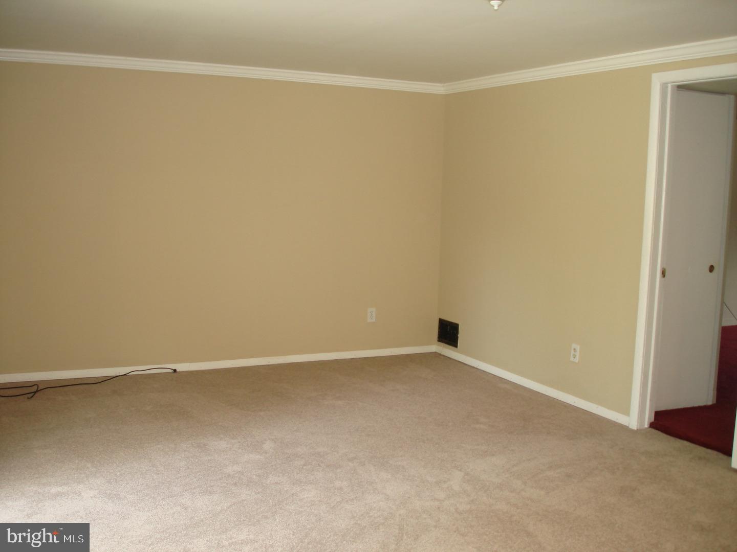 9734 Susan Road Philadelphia, PA 19115 - Photo 10 of 21