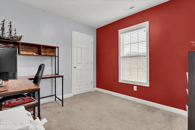 $305,000 | 20 Jasmine Lane, Jacksonville, NC 28546