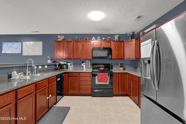 $305,000 | 20 Jasmine Lane, Jacksonville, NC 28546