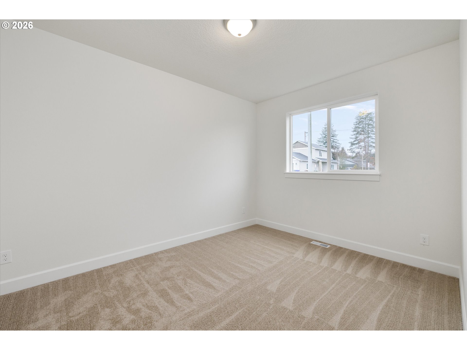 4489 Southeast Hillyard Court Gresham, OR 97080 - Photo 15 of 24