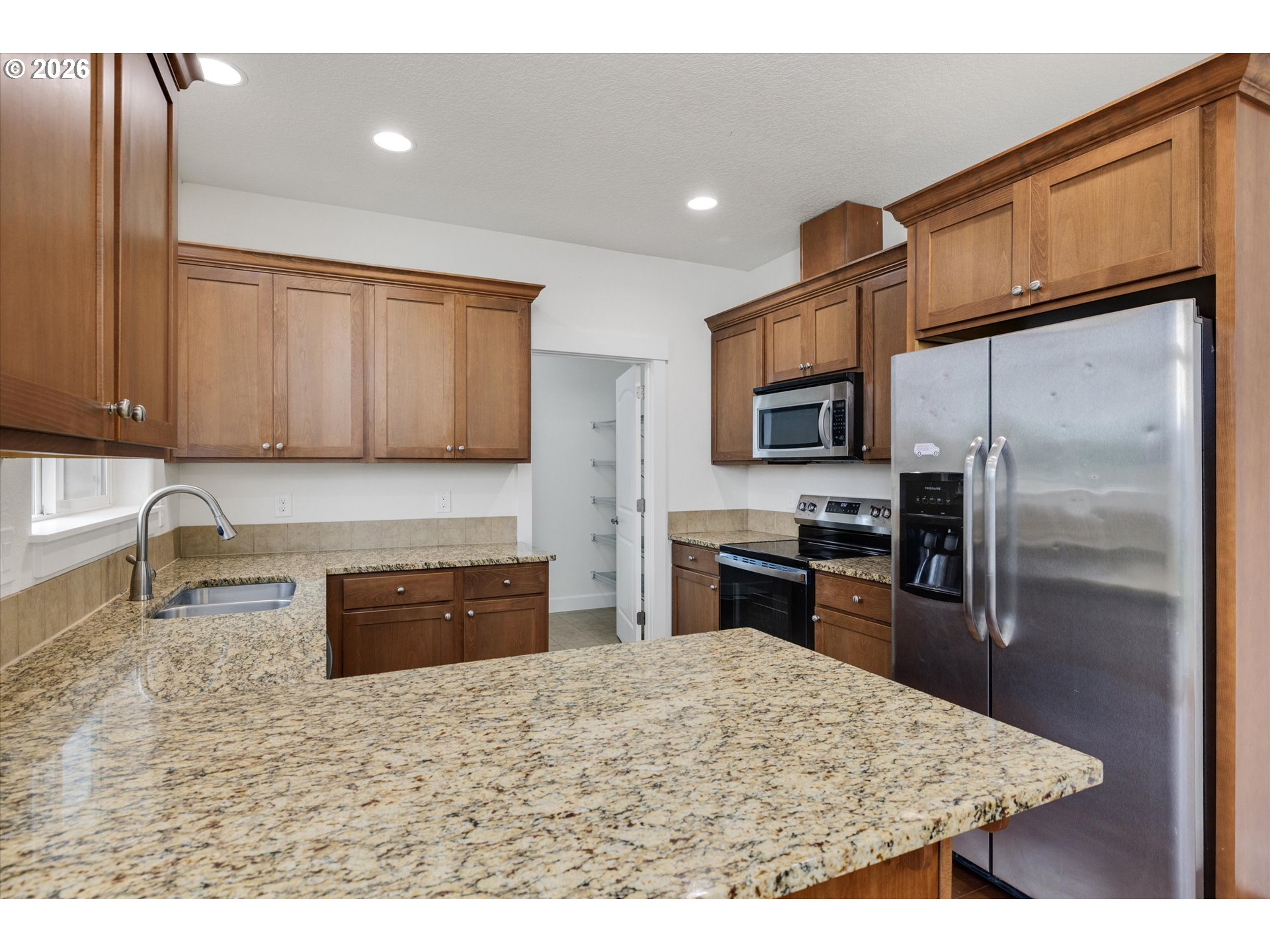 4489 Southeast Hillyard Court Gresham, OR 97080 - Photo 8 of 24