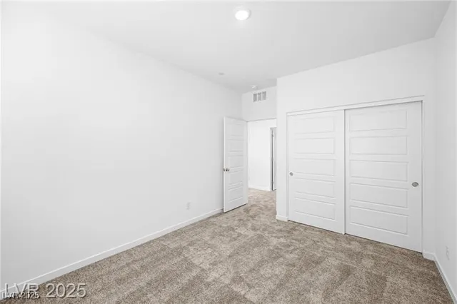 $3,090 | 3809 Cliff Meadow Court, Las Vegas, NV 89129
