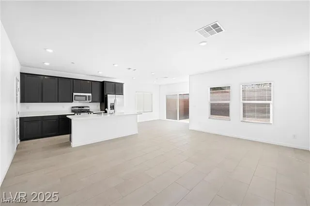 $3,090 | 3809 Cliff Meadow Court, Las Vegas, NV 89129