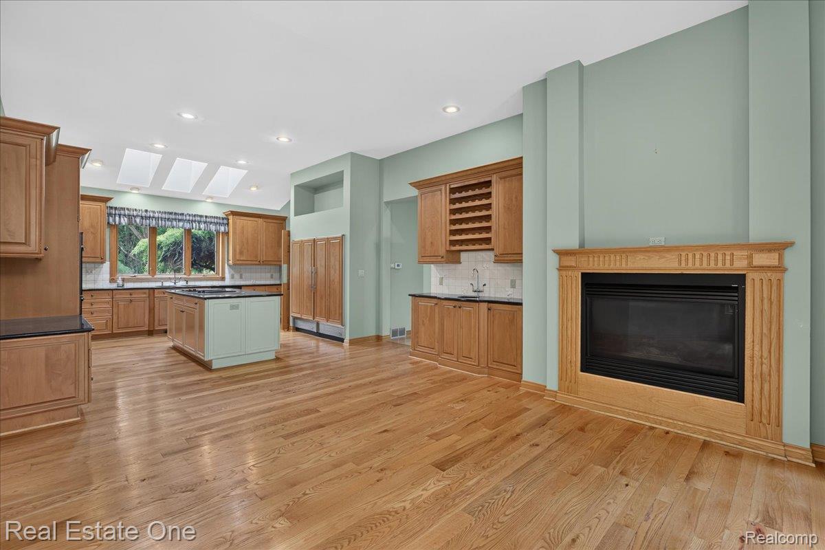 425 Courtney Road Leonard, MI 48367 - Photo 27 of 89 027-2026.06.18_SFodor_Courtney_159.jpg