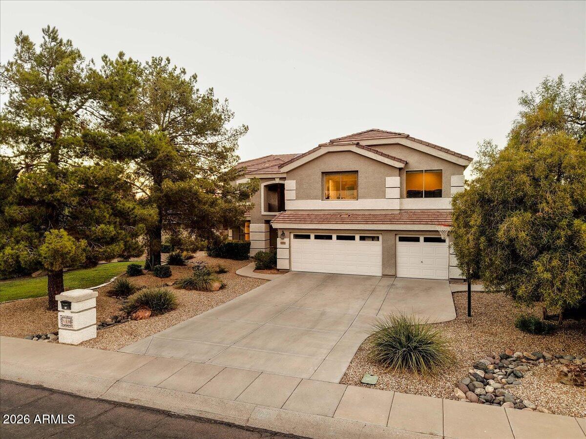 120 West Southern Hills Road Phoenix, AZ 85023 - Photo 12 of 67 Front View
