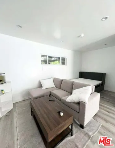 $7,999 | 5630 Gentry Avenue, Valley Village, CA 91607