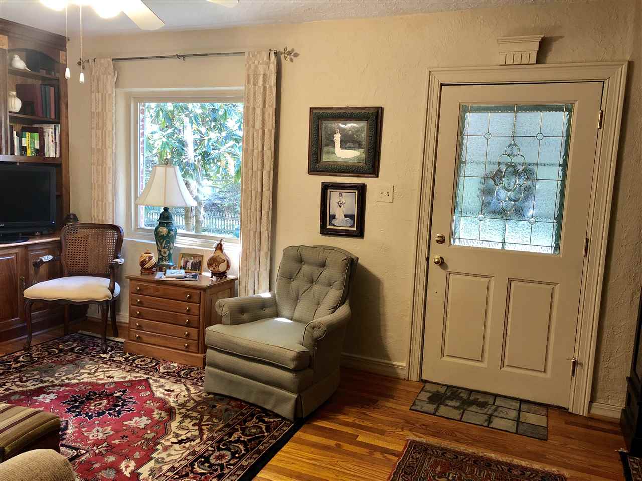2296 Miller Road Huntington, WV 25701 - Photo 4 of 31 Gallery Image 4