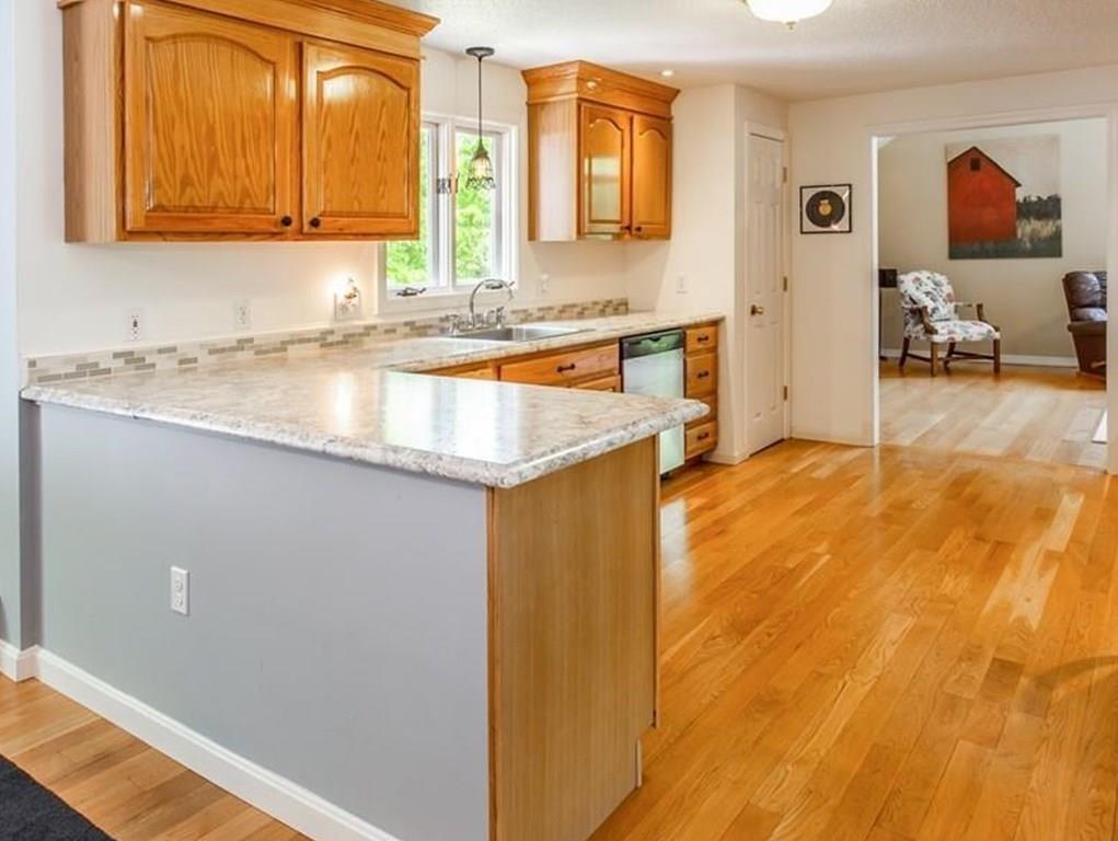 23 Old Farm Road Douglas, MA 01516 - Photo 3 of 23 Gallery Image 3