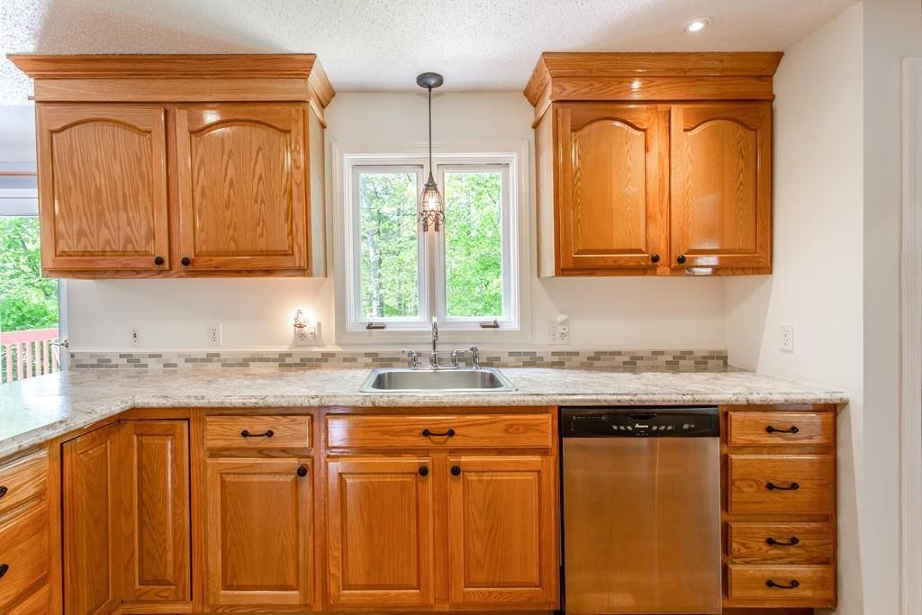 23 Old Farm Road Douglas, MA 01516 - Photo 4 of 23 Gallery Image 4