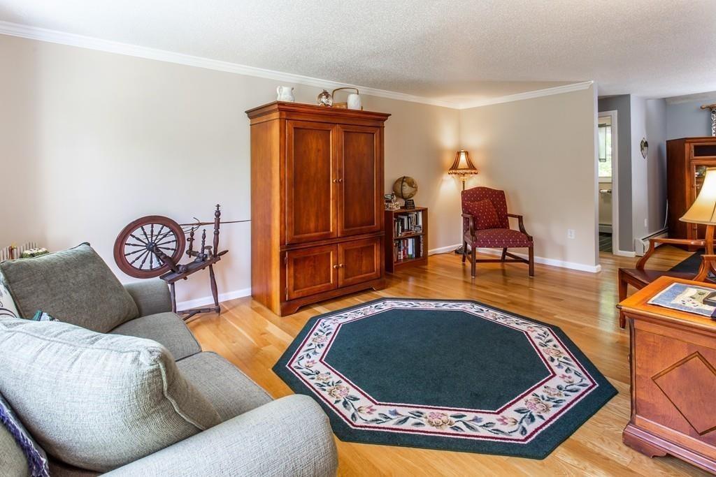 23 Old Farm Road Douglas, MA 01516 - Photo 7 of 23 Gallery Image 7